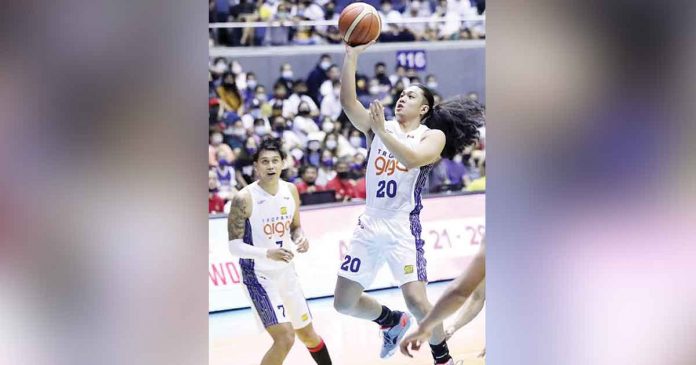 tnt TNT Tropang Giga’s Rodolfo Alejandro splits the defense for a floater attempt. PBA MEDIA BUREAU