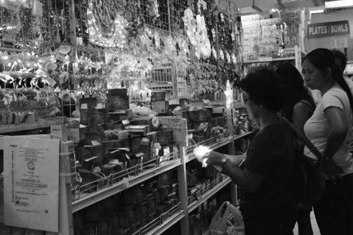 Christmas-lights The Bureau of Fire Protection Region 6 advises the public not to buy substandard Christmas lights to avoid fire accidents. PN FILE PHOTO