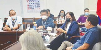 Gov. Arthur Defensor Jr. discusses with representatives of the Department of Agriculture, Department of Trade and Industry, National Food Authority, Bureau of Customs, and Provincial Agriculture Office the demand for and supply of rice in Iloilo province. PHOTO FROM BALITA HALIN SA KAPITOLYO