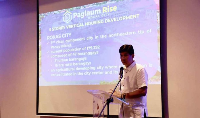 dadvias-paglaum-rise Roxas City mayor Ronnie Dadivas says the proposed Paglaum Rise 5-storey Vertical Housing Development will be constructed in the city’s Barangay VII. Its groundbreaking is today. RONNIE DADIVAS/FB PHOTO