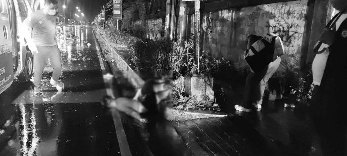 mishap Two women died while the other one was injured after their motorcycle crashed against a streetlight pole in Barangay Ungka 1, Pavia, Iloilo early Monday morning, Sept. 26. PAVIA POLICE STATION PHOTO