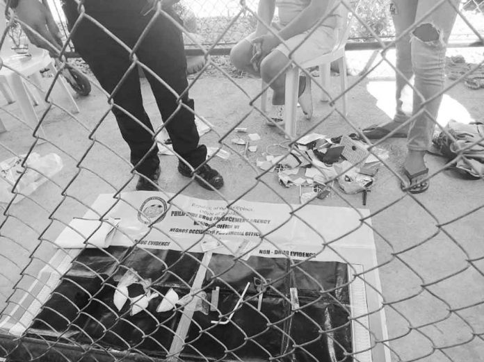 shabu Philippine Drug Enforcement Agency’s Sea Interdiction Unit seizes an estimated P1 million worth of suspected shabu from drug suspect Marcial Delos Santos Jr. of La Paz, Iloilo City at the BREDCO port in Bacolod City on Wednesday, Sept. 14, 2022. KIRBY FEDEREZ/BRIGADA NEWS FM