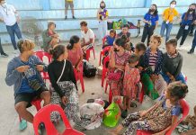 Around 23 of mendicant Badjaos were “rescued” from the streets of Iloilo City on Friday, Oct. 7, by the City Social Welfare and Development Office. AJ PALCULLO/PN