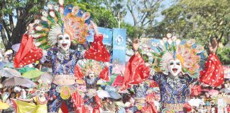 All roads lead to Bacolod City on Sunday, Oct. 23, as the City of Smiles reopens its streets for a grand and colorful street dancing going to a bigger venue – Paglaum Sports Complex – for the arena dance competition, the highlight of the MassKara Festival 2022, with the theme, “Balik Yuhum”. PN FILE PHOTO