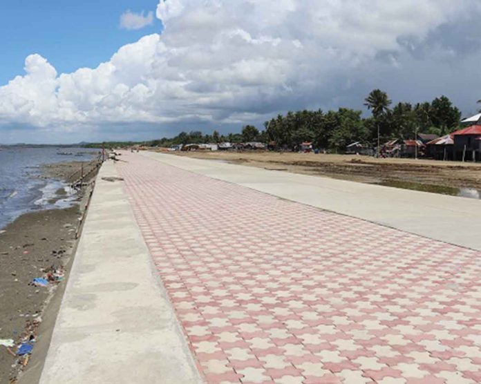 DPWH expects completion of Banate seawall this year