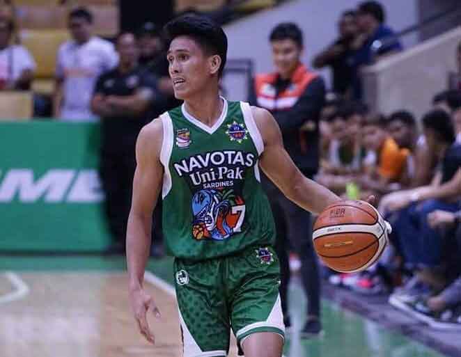 sports-Bacolodnon-pic-and-caption Domark Matillano almost fell short of reaching the championship round after misfiring early in the first round before getting his shots to fall to finish with 14 markers. MPBL PHOTO