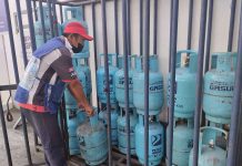 LPG prices can go up, fuel price rollbacks may continue – DOE Department of Energy Oil Industry Management Bureau director, Atty. Rino Abad, says that the months of November and December are usually in the impact period of liquefied petroleum gas (LPG) inventory build-up, thus LPG products price may spike again this December. PN PHOTO