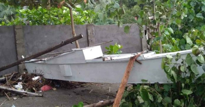 boat This fishing boat was damaged by Severe Tropical Storm “Paeng” in the province of Antique last month. Richard Cordero, Bureau of Fisheries and Aquatic Resources head in Antique, said they will provide repair materials to affected fisherfolk. BFAR ANTIQUE PHOTO
