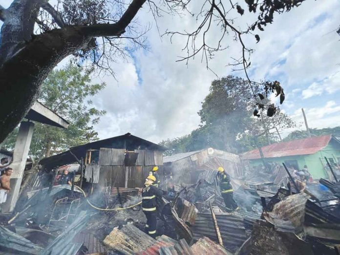 fire An afternoon fire completely razed two houses in Magallanes Street, Alimodian, Iloilo on Nov. 16, 2022. BANWA KANG ALIMODIAN FB PAGE PHOTO
