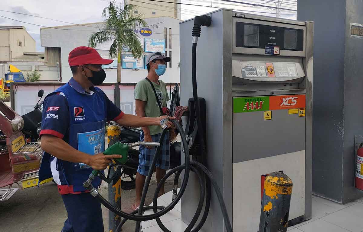 Inspect, test fuel pumps in gas stations, Bacolod CTO told