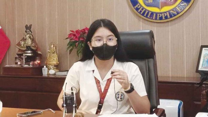 girl-mayor Eliza Consuelo H. Bellones, a Grade 10 student of the Philippine Science High School - Western Visayas, is this year’s Iloilo City girl mayor for the Boys’ and Girls’ Week celebration from Nov. 14 to 18.