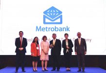 Metrobank maintains top position in securities trading Metrobank Head of Financial Markets Sector Fernand Tansingco (3rd from right) receives the 2023 Top Market Maker for Government Securities Eligible Dealers Award from National Treasurer Rosalia De Leon (3rd from left). Other people in the photo are (from left): Deputy Treasurer Eduardo Marino III, Deputy Treasurer Gisela Lood, Metrobank Rates and Credits Division Head Kathryn Abes, and Deputy Treasurer Erwin Sta. Ana.
