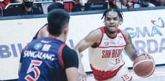 San Beda University Red Lions’ James Kwekuteye dribbles the ball as he attacks the defense of the Colegio de San Juan de Letran Knights. PHOTO BY NCAA/GMA SPORTS