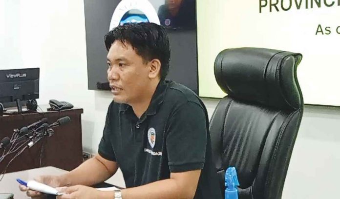 tabuada New Lucena is the latest town in Iloilo province to record cases of African Swine Fever. Dr. Darel Tabuada, Iloilo provincial veterinarian, said the .5-kilometer radius from the infected backyard hog farm in Barangay Badiang, New Lucena covers a portion of neighboring Barangay Guinobatan and another barangay in Mina town.