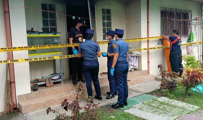 A man from Arevalo, Iloilo City lost his life when fire hit his family’s home early morning of December 30, 2022. AJ PALCULLO/PN