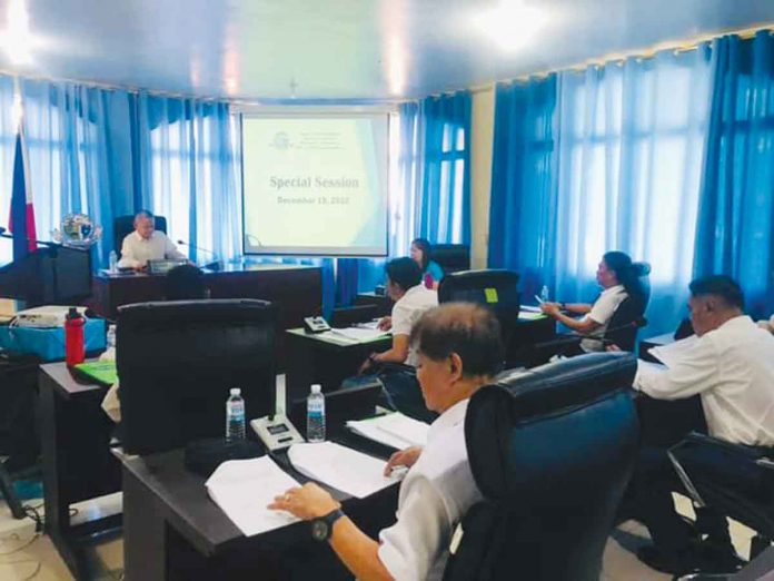 Buenavista-ASF The Sangguniang Bayan of Buenavista, Guimaras headed by Vice Mayor Cyril Beltran, during a special session on Monday morning, Dec. 19, approves a resolution declaring the town under a state of calamity due to African Swine Fever. SB OF BUENAVISTA, GUIMARAS FB PHOTO