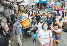 PH economy can grow 7.2% in 2022 – World Bank People flock to the Divisoria market to shop for various Christmas decorations and party needs on Nov. 22, 2022. After two years of COVID-19 quarantine measures, people are anticipating a livelier holiday season this year after restrictions and the mask mandate have been lifted. GEORGE CALVELO/ABS-CBN NEWS PHOTO