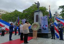‘We need to share in Rizal’s intellectual audacity’ Mayor Jerry P. Treñas and University of the Philippines Visayas chancellor Clement Camposano lead the commemoration of the 126th death anniversary of national hero, Dr. Jose Rizal, at Plaza Libertad in Iloilo City on Friday, Dec. 30, 2022. AJ PALCULLO/PN