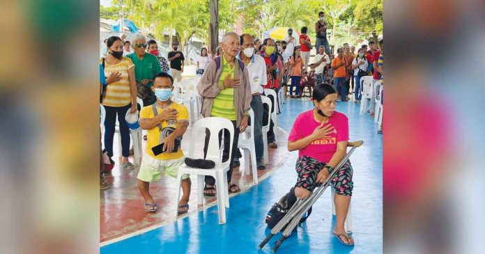 bugasong-pwds The BUHAYNIHAN: Buhay at Bayanihan para sa Mamamayan Cash for Work Program benefits 262 persons with disabilities in Bugasong, Antique. KWENSI ACADEMIA VIA DSWD WV FB PAGE PHOTO