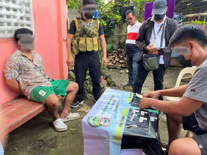 cuartero-resident-(2) A man from Cuartero, Capiz, was arrested for illegal drugs on Tuesday morning, Dec. 20, 2022. Authorities received a tip-off via the “Isumbong Mo Sa PDEA” hotline, a 24/7 call and text platform created to allow the public to report illegal drug activities in their neighborhood. PDEA-6 FACEBOOK PAGE