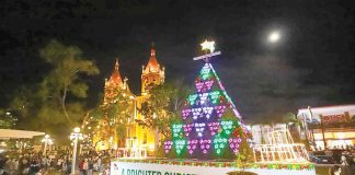 HARMONY CHRISTMAS TREE. MORE Electric and Power Corporation (MORE Power) lights up the Twin Christmas Tree – the Unity Christmas Tree in Plaza Libertad and Harmony Christmas Tree (in photo) in Molo Plaza in Iloilo City this Christmas season. These Christmas trees symbolize unity and harmony of the city government with its people and partners. JERRY TREÑAS FACEBOOK PAGE PHOTO