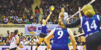 Ateneo de Manila University Blue Eagles’ Vanessa Gandler with a push shot. PHOTO COURTESY OF GRID ATHLETIC COMPANY