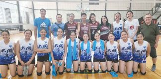 Members of Bacolod Tay Tung High School Thunderbolts have their pictures taken with some members of the University of the Philippines Fighting Maroons following their tune-up game on Wednesday. PHOTO COURTESY OF JOSE MONTALBO