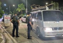 STG Dinagyang tightens watch vs illegal drugs Police officers flag down vehicles for inspection at a checkpoint in Barangay Ungka, Jaro, Iloilo City. PN PHOTO