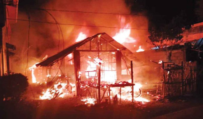 culasi Fire gutted five houses in Barangay Poblacion, Culasi, Antique on Saturday, Jan. 14. BFP CULASI & DIOSELLY QUEENIE ELIZAGA
