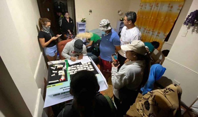 drug-suspects Around 200 grams of suspected shabu with an estimated market value of over P1,300,000 were seized in a drug buy-bust operation in Barangay San Jose, Jaro, Iloilo City around 1:45 a.m. on Monday, Jan. 9. PDEA VI FACEBOOK PAGE PHOTO
