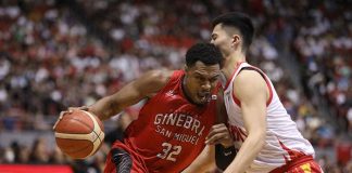 Barangay Ginebra San Miguel Kings’ Justin Brownlee attacks the defense of Bay Area Dragons’ Zhu Songwei. PBA PHOTO