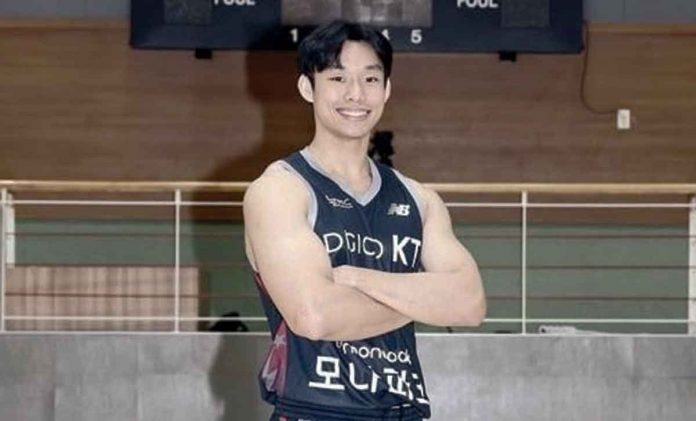 sports-ildefonso Dave Ildefonso managed five points in his Suwon KT Sonicboom debut in the Korean Basketball League. SUWON KT PHOTO