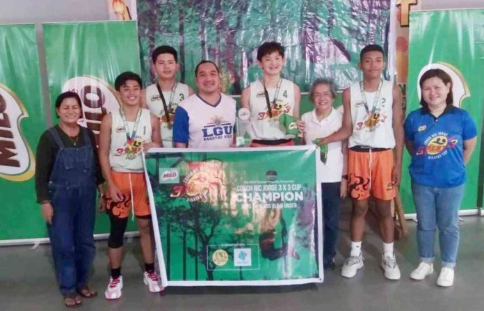Barcelona, Shark rule 2 Members of Team Shark that ruled the Visayas leg of The BEST Center's Coach Nic Jorge 3x3 Cup. PHOTO BY PETE BARCELONA