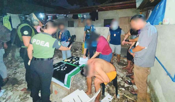 Jaro drug den Four drug suspects were nabbed in Barangay Seminario, Jaro, Iloilo City on Thursday. PDEA REGION 6