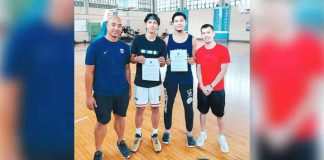 Ilonggo Jhon Rey Sumido and Ralf Olivares signed their contracts with Iloilo United Royals on Wednesday. PHOTO BY JAY JAVELOSA