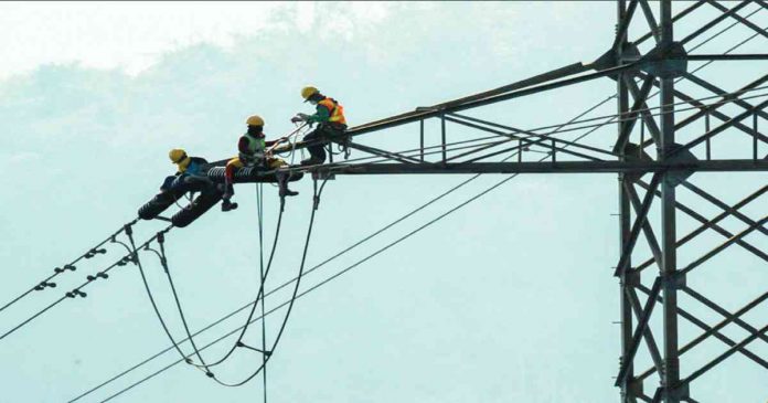 lower power rates The extended suspension of the collection of Feed-in Tariff Allowance would lower the power rate for consumers by P0.0364 per kilowatt-hour. ABS-CBN NEWS PHOTO