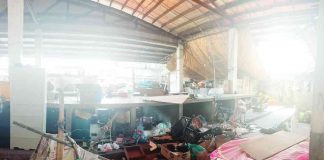 Twenty-five shanties, or hayob-hayob, were demolished yesterday after the Philippine Drug Enforcement Agency (PDEA) dismantled an alleged drug den at the Vendors’ Plaza in Bacolod City on Monday. MAE SINGUAY