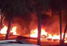 Iran protesters march for executed men Footage posted by Kurdish rights group Hengaw purportedly showing burning tyres blocking a road in Sanandaj during an anti-government protest in Iran. BBC