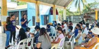 Personnel of the Department of Health – Health Promotion Unit (HPU) and Communication Management Unit (CMU), together with the HPU Team from the Antique Provincial Health Office, went to Patnongon, Antique to conduct a Social Mobilization Activity for measles and polio vaccines targeting parents of children aged zero to 59 months. ANTIQUE PROVINCIAL HEALTH OFFICE FACEBOOK PAGE