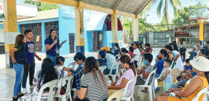 Antique vax Personnel of the Department of Health – Health Promotion Unit (HPU) and Communication Management Unit (CMU), together with the HPU Team from the Antique Provincial Health Office, went to Patnongon, Antique to conduct a Social Mobilization Activity for measles and polio vaccines targeting parents of children aged zero to 59 months. ANTIQUE PROVINCIAL HEALTH OFFICE FACEBOOK PAGE