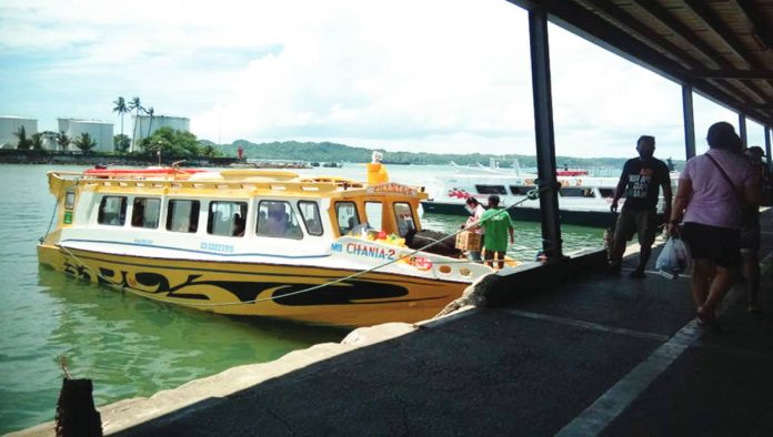 guimaras trips Motor banca operators may start their operations from 4 a.m. and extend their trips until 11 p.m. from Iloilo City to Guimaras and vice versa on Good Friday, April 7. PN PHOTO