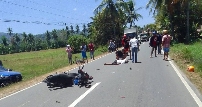 motorcycle vs pickup (2) A pickup hit a motorcycle, killing a senior citizen and injuring his granddaughter in Sibalom, Antique, on Thursday, March 23. JP SIBONGA FACEBOOK