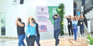 Employees of the Iloilo provincial capitol perform the five-sequence command – drop, cover, hold, clear, and out – during an earthquake drill on Thursday, March 9. BALITA HALIN SA KAPITOLYO FB PHOTO