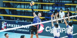 D’Navigators-Iloilo’s Jade Disquitado attempts a drop shot in their 2023 Spikers’ Turf Open Conference game against PGJC-Navy Sealions. SPIKERS’ TURF PHOTO