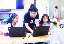 IT-BPM sector urged to continue developing Filipino talents Lead instructor Joel Bautista volunteers for the DevCon Kids program to instill 21st-century skills in underprivileged youth and to bring information and communications technology education closer to them. PHOTO COURTESY OF BUSINESSMIRROR.COM.PH