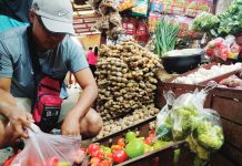 Inflation decelerates to 7.6% in March The Philippine Statistics Authority attributes the downtrend in inflation in March mainly due to the slowdown in the inflation of vegetables, including onions. AJ PALCULLO/PN