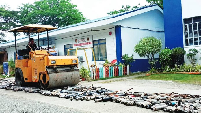 modified mufflers A three-day challenge of the Iloilo Provincial Police Office led to the confiscation of over 900 modified mufflers which were destroyed on Friday, April 14. AJ PALCULLO/PN