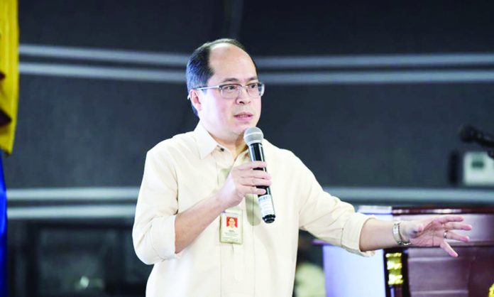 new_ecozones_resized Philippine Economic Zone Authority director general Tereso Panga says Proclamation 200 declares Robinsons Cyberpark Bacolod as a new information technology park in Barangay Banago, Bacolod City. PEZA PHOTO