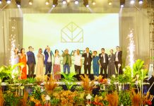 Tan Family with (from center to right) former Iloilo Gov. Arthur Defensor Sr., Cong. James “Jojo” Ang, Mrs. Cosette Defensor, Iloilo City Councilor Miguel “Migs” Treñas