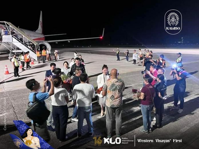 Chinese_tourists_resized The first post pandemic charter flight from China arrived in Kalibo, Aklan on Friday, April 28. KALIBO INTERNAL AIRPORT FB PHOTO